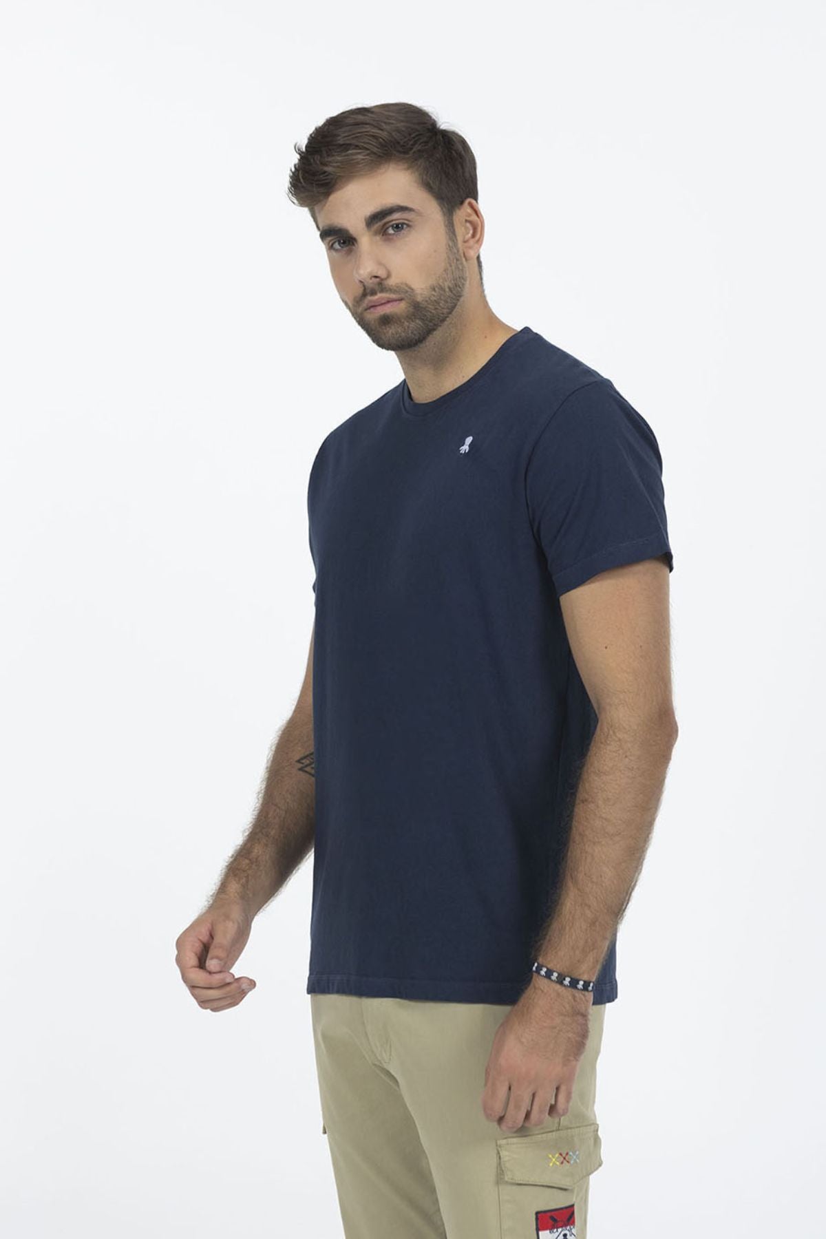 T-SHIRT BÁSICA AZUL MARINHO ELPULPO