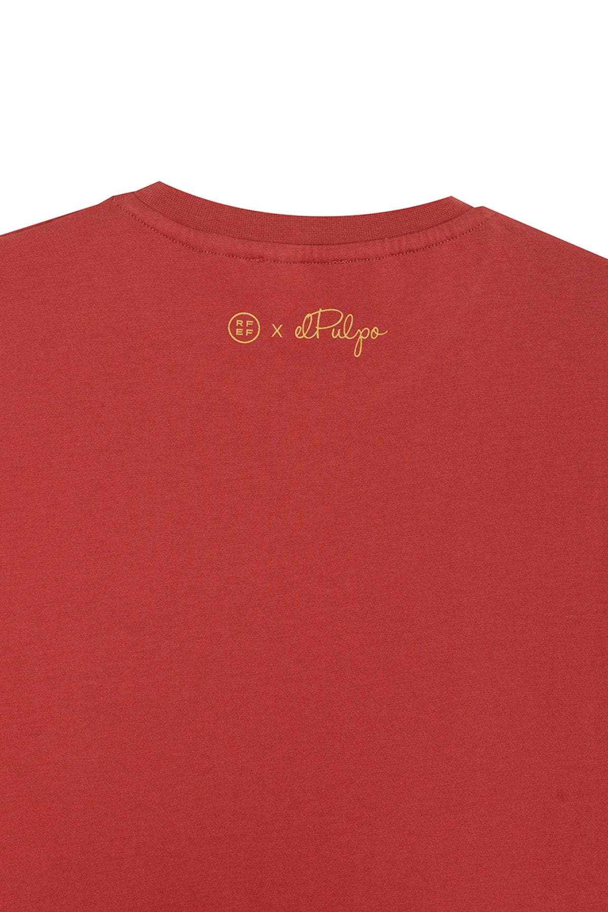 CAMISETA ESTAMPADO PECHO NARANJITO ROJO DELAVÉ