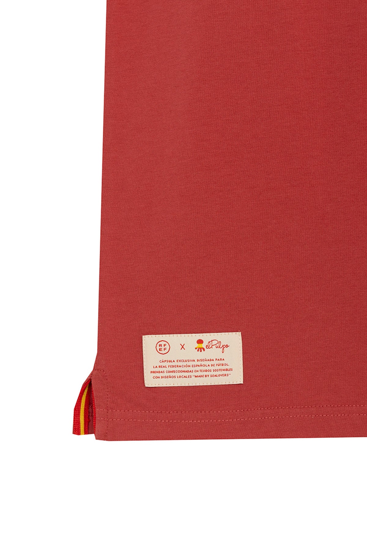 CAMISETA ESTAMPADO PECHO NARANJITO ROJO DELAVÉ