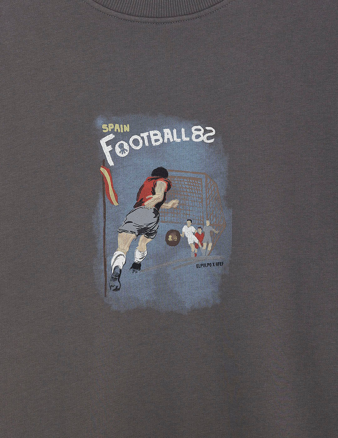 SWEATSHIRT VINTAGE RFEF COM ESTAMPA DE FUTEBOL CARVÃO