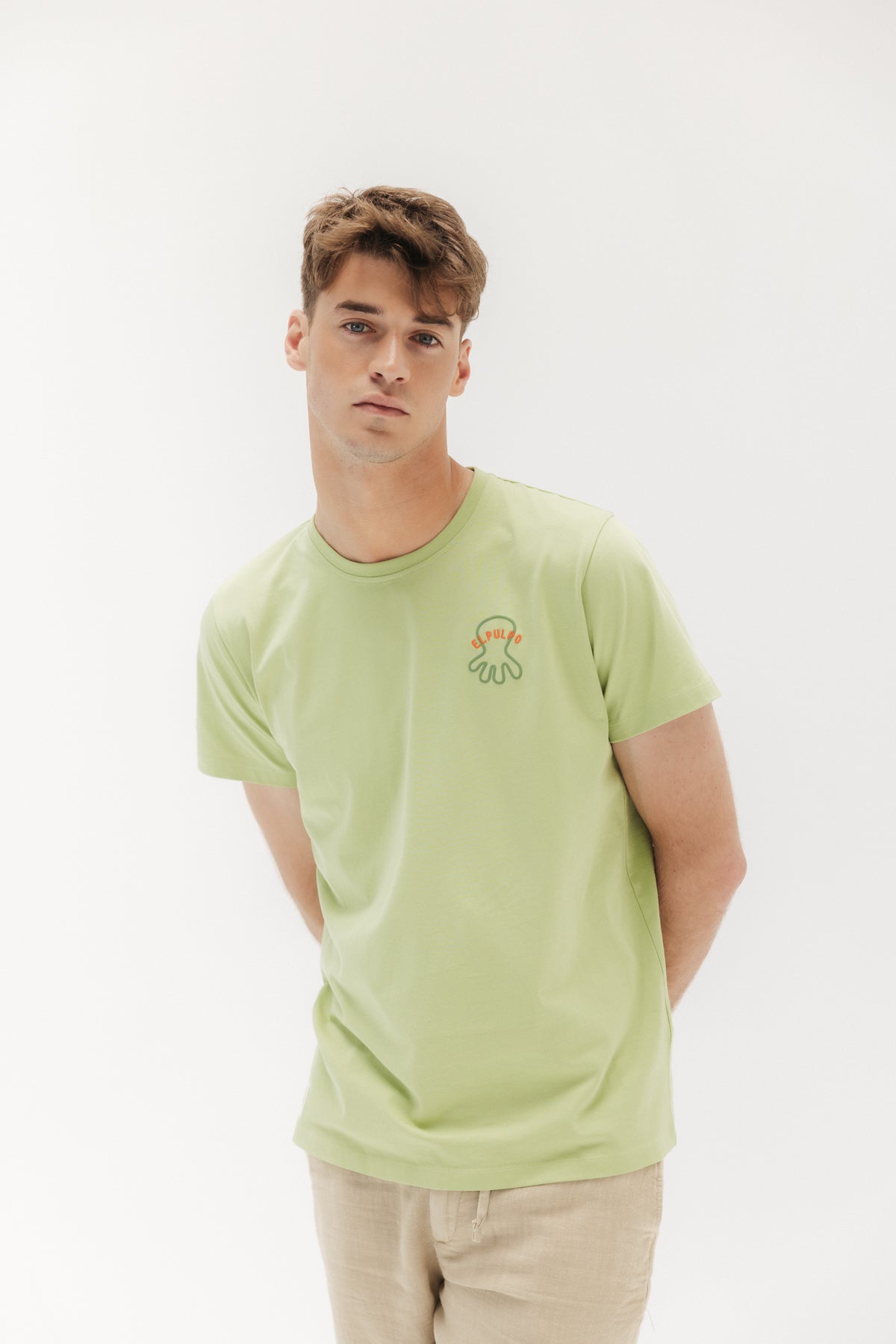 CAMISETA ESTAMPADO CEST LA VIE VERDE CLARO