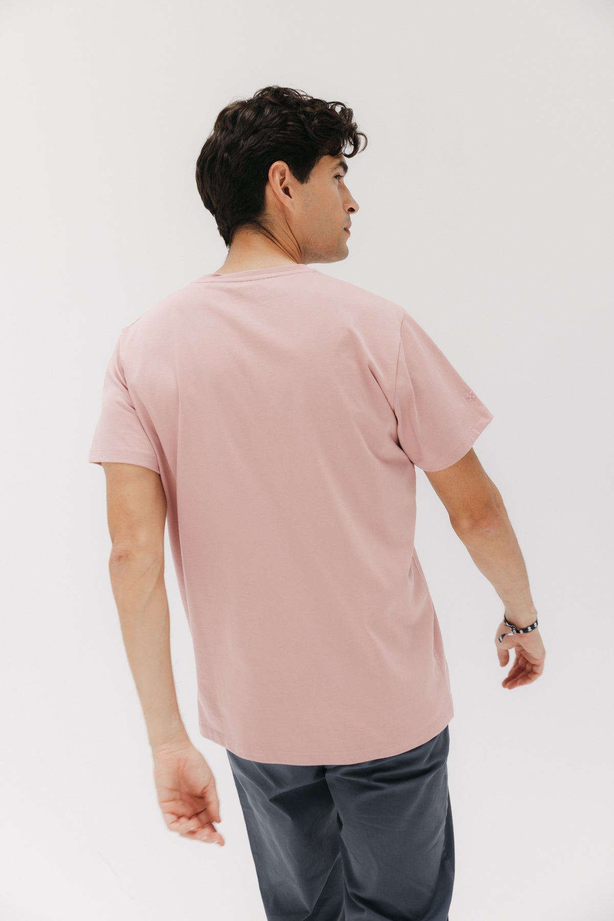 T-SHIRT BASIC STONE ROSA BORDADA