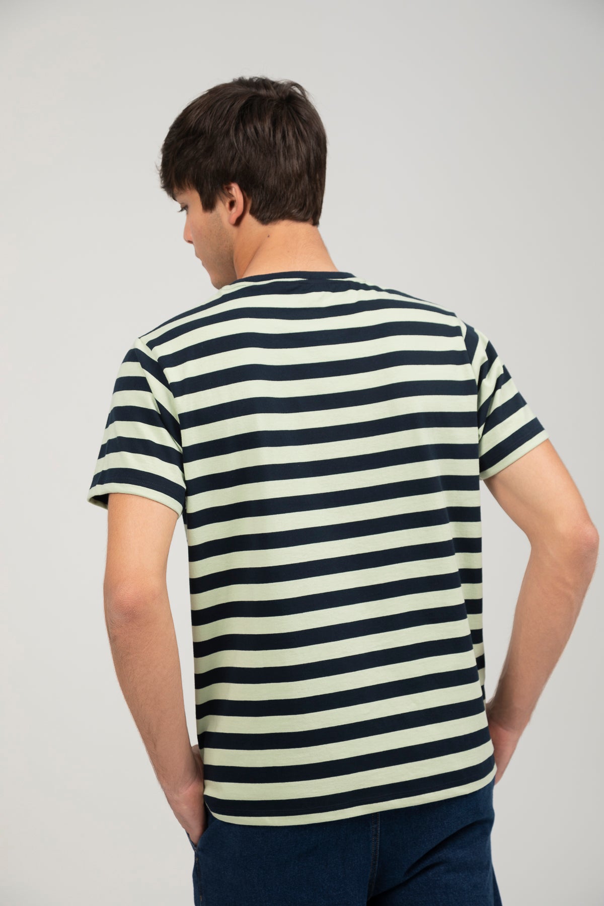 Camiseta de rayas corazón verde menta
