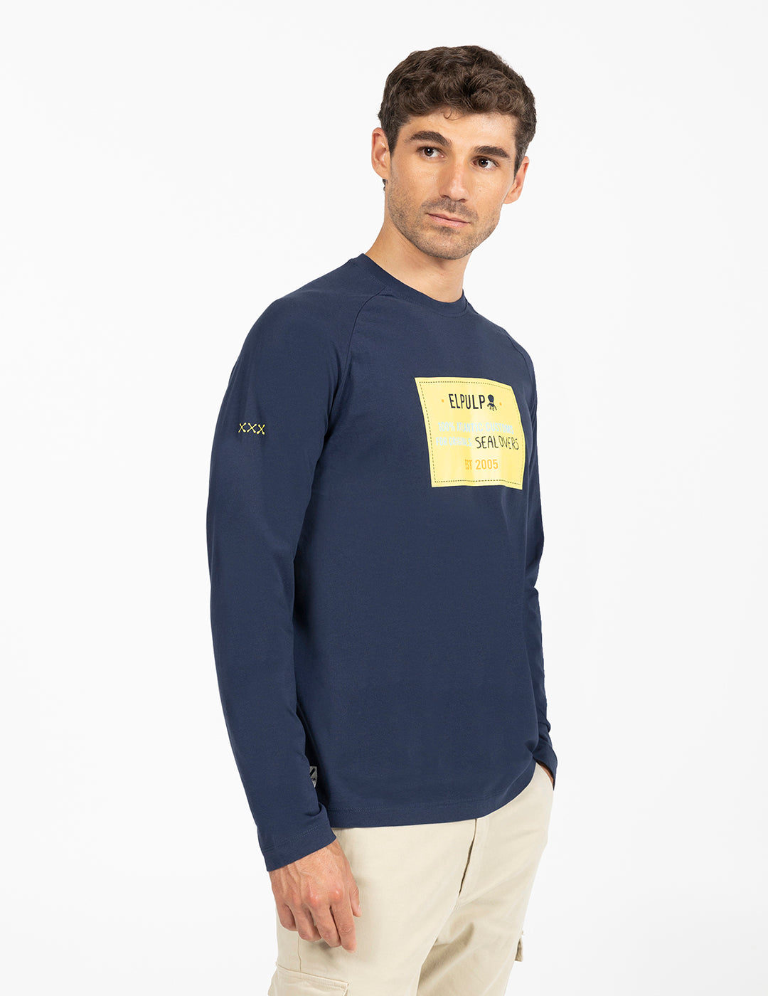 CAMISETA CONTRAST SQUARE AZUL MARINO