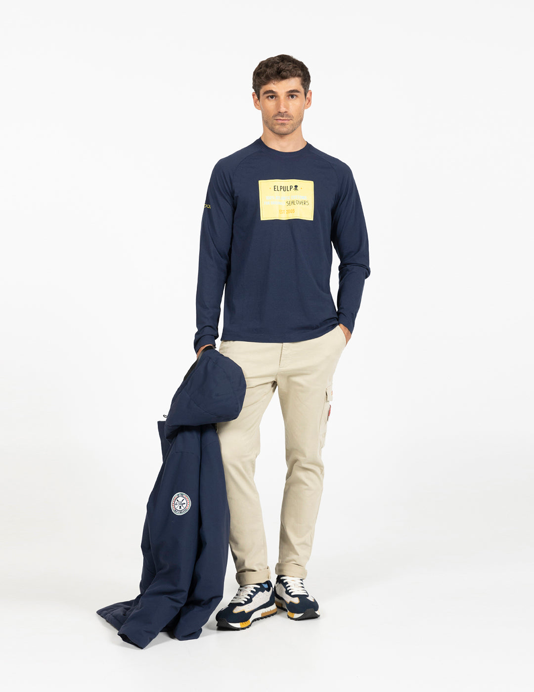 CAMISETA CONTRAST SQUARE AZUL MARINO