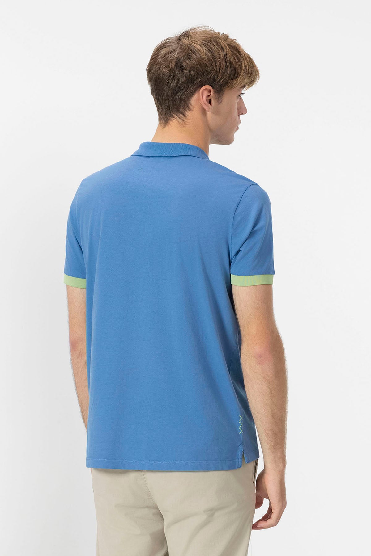 POLO LAVADO PARCHE CONTRASTE ÍNDIGO