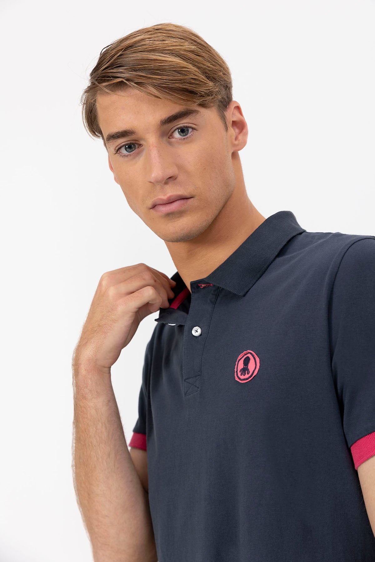 DELAVÉ NAVY BLUE CONTRAST PATCH WASHED POLO