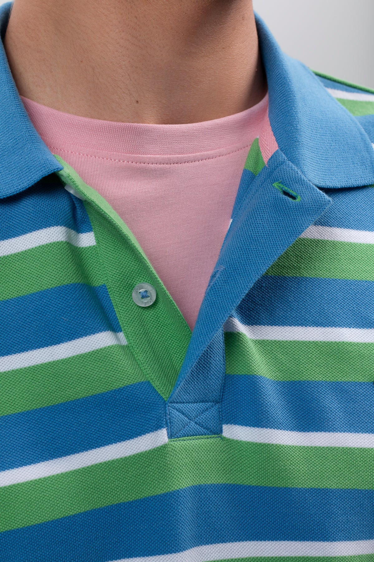 Polo multiraya logo bordado multicolor
