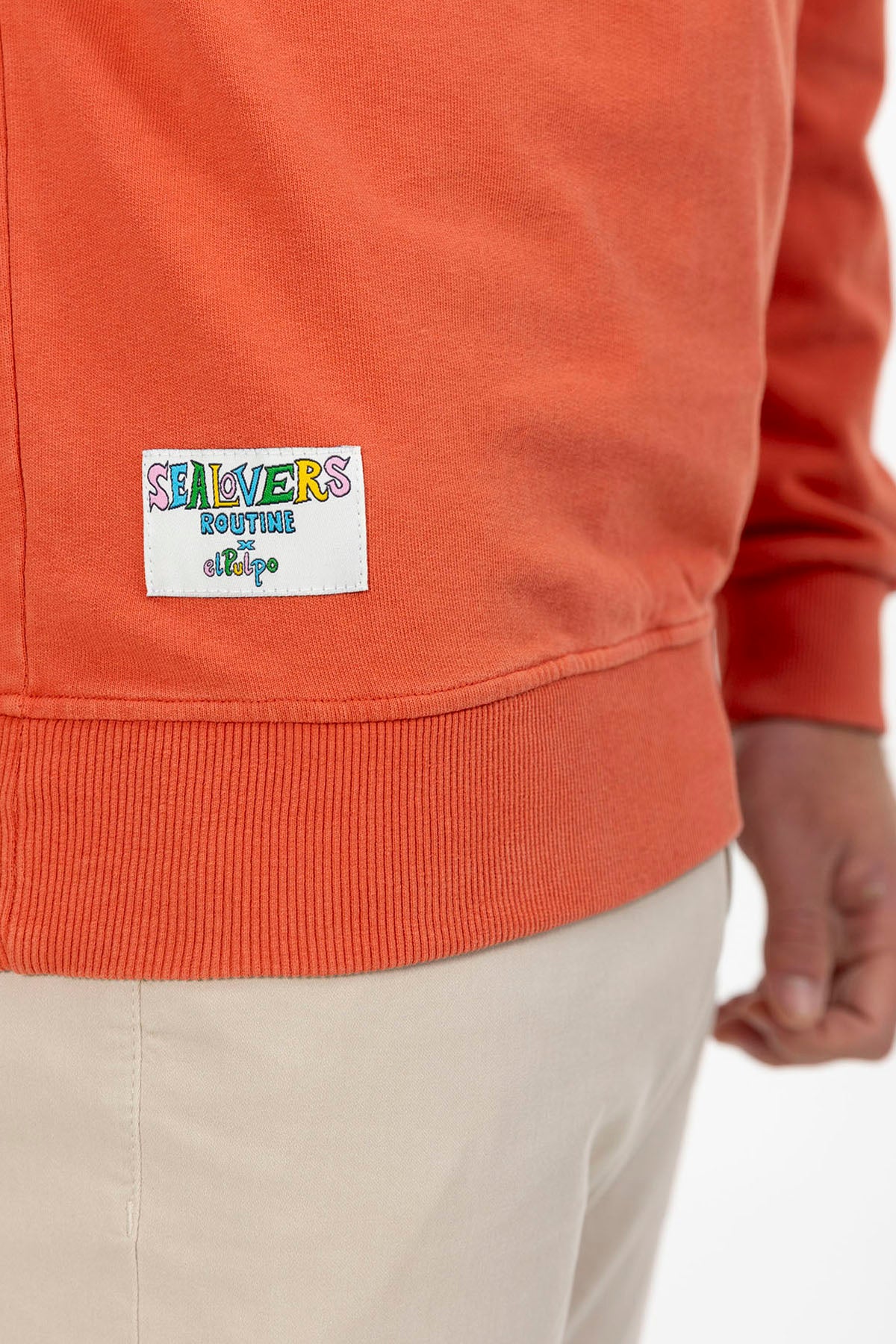 WASHED SWEATSHIRT WITH BLUSH TONE LOGO
