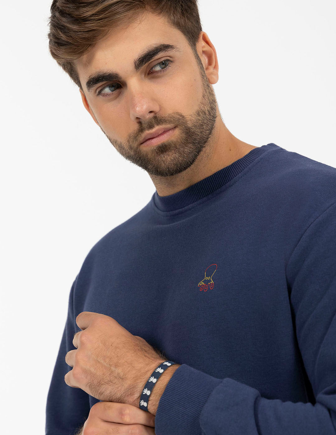 SWEATSHIRT LA ROJA AZUL MARINHO COM ESTAMPA DELAVÉ BALL