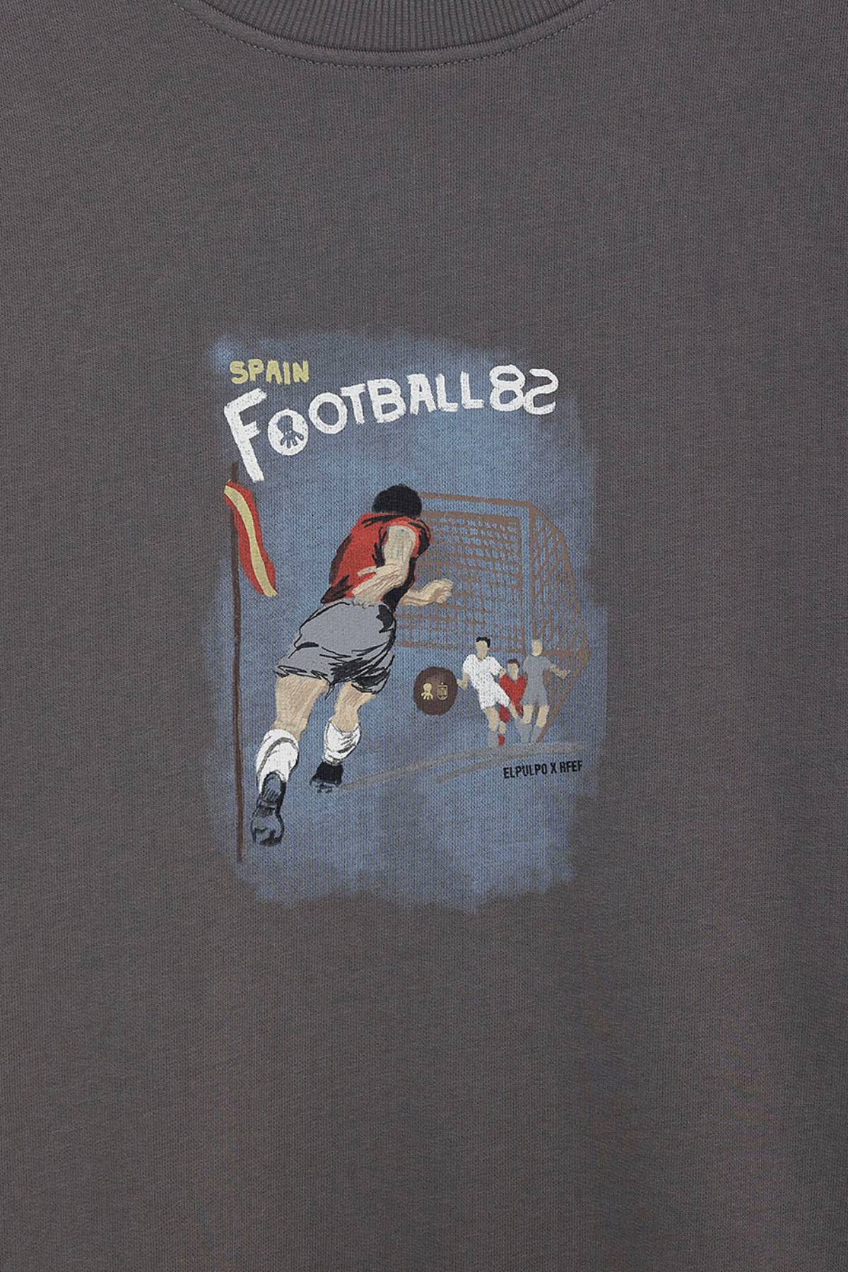 SUDADERA ESTAMPADO DIBUJADO FÚTBOL VINTAGE RFEF CARBÓN