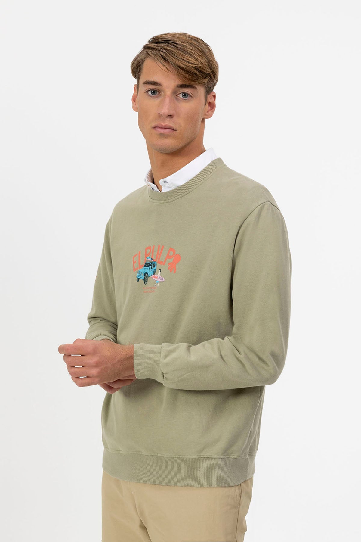 SWEATSHIRT COM ESTAMPA DE CARRO DE SURFISTA VERDE SÁBIO