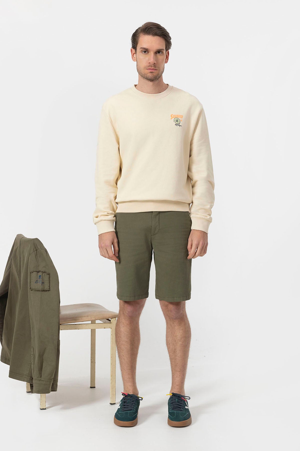 SWEATSHIRT COM ESTAMPA SQUEEZE OFF-WHITE