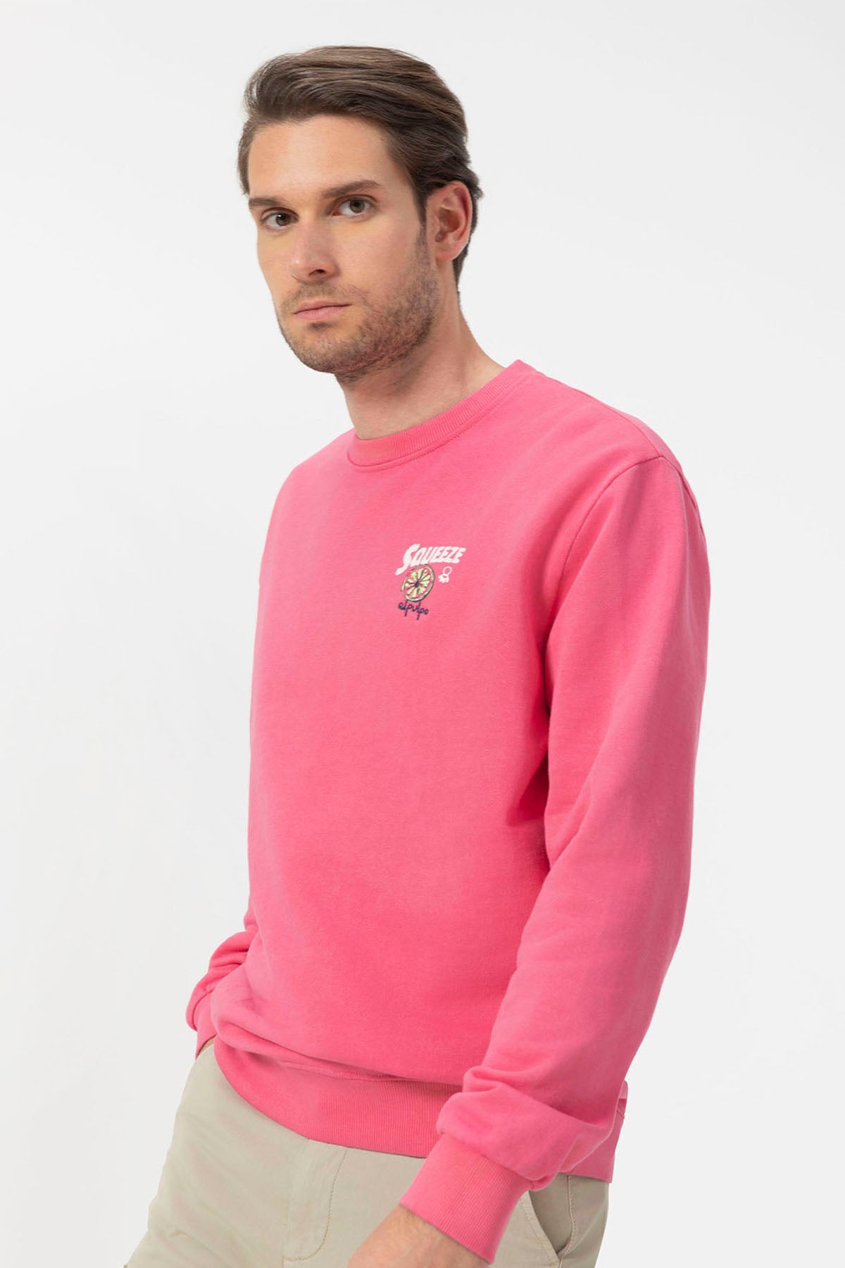 SUDADERA ESTAMPADO SQUEEZE ROSA CHICLE