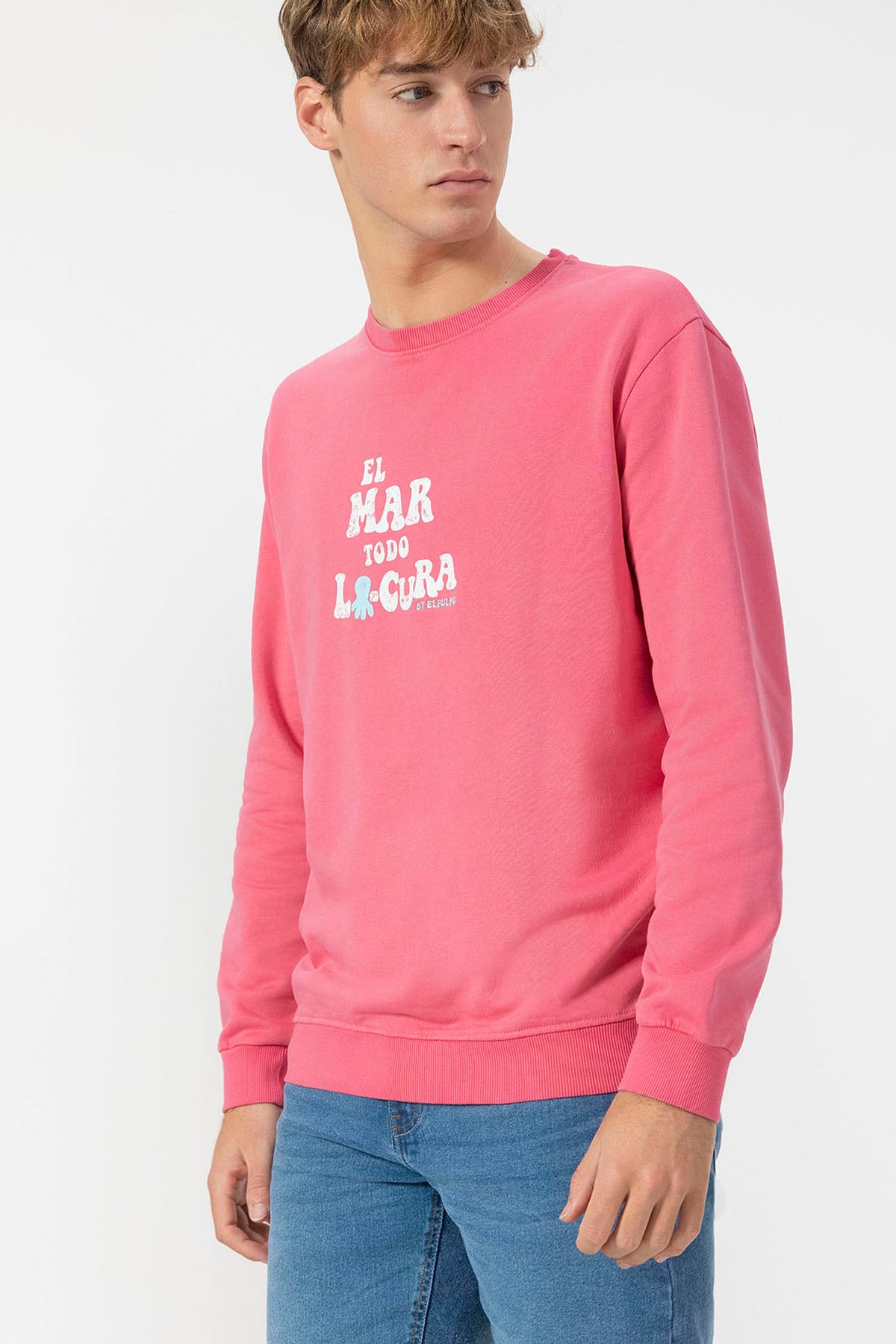 SUDADERA EL MAR TODO LO-CURA DESGASTADO ROSA CHICLE