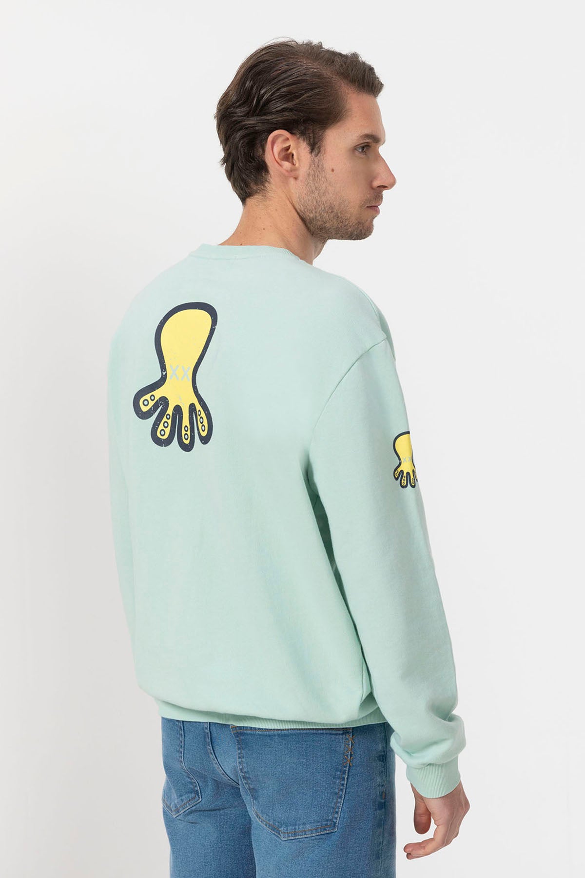 SWEATSHIRT COM LOGOTIPO AZUL TURQUESA COM DESENHO TRIPLO