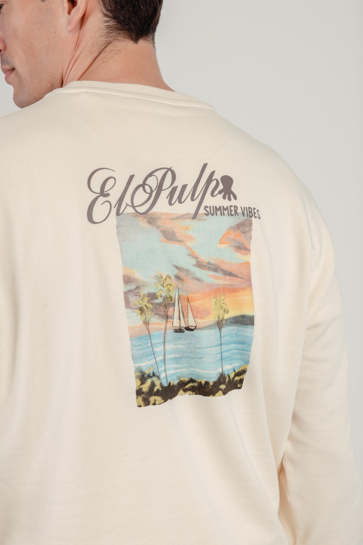 Sudadera estampado óleo paisaje blanco roto