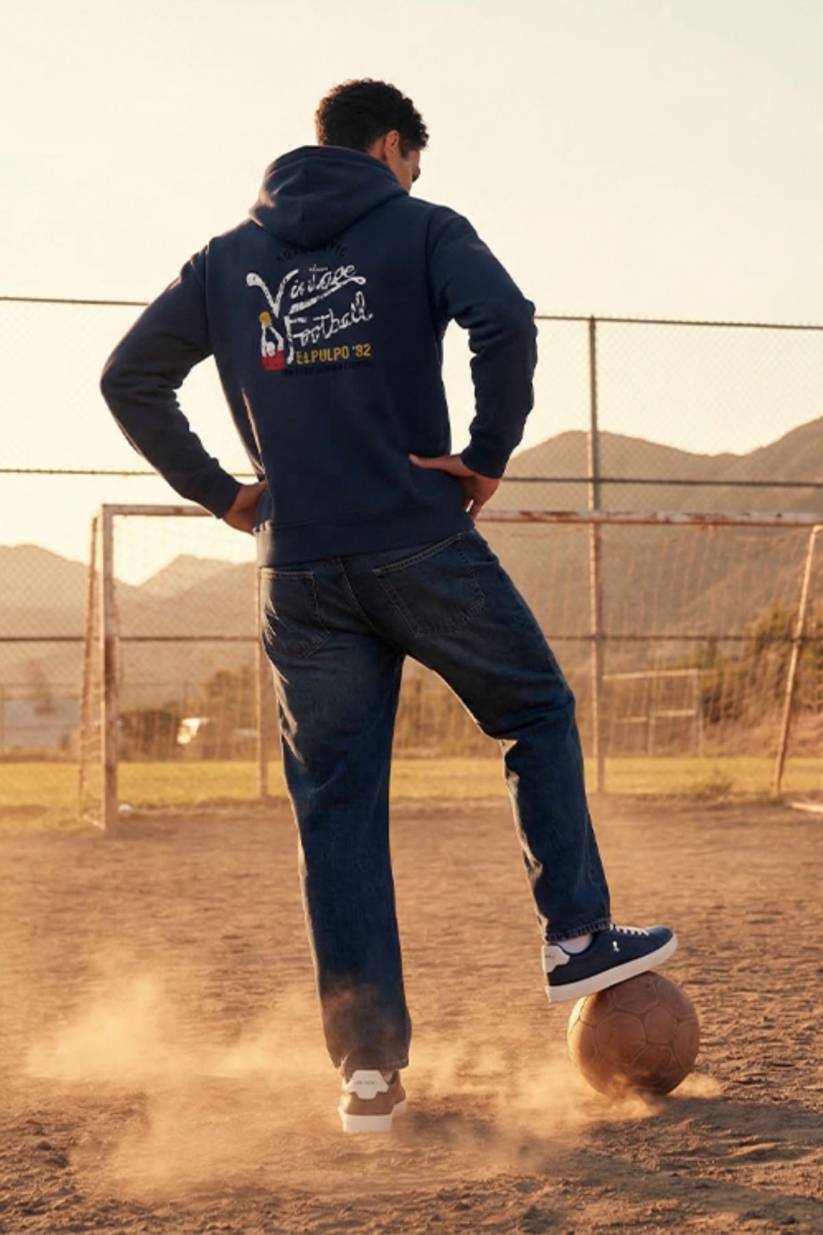 DELAVÉ NAVY BLUE VINTAGE FOOTBALL PRINT HOODIE