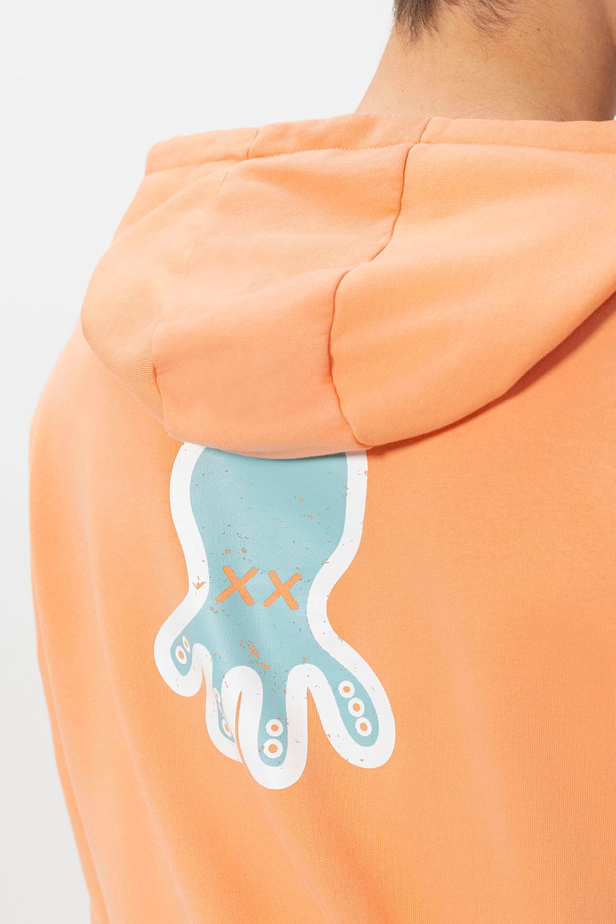 SWEATSHIRT COM CAPUZ E LOGOTIPO DE PÊSSEGO COM TRÊS DESENHOS