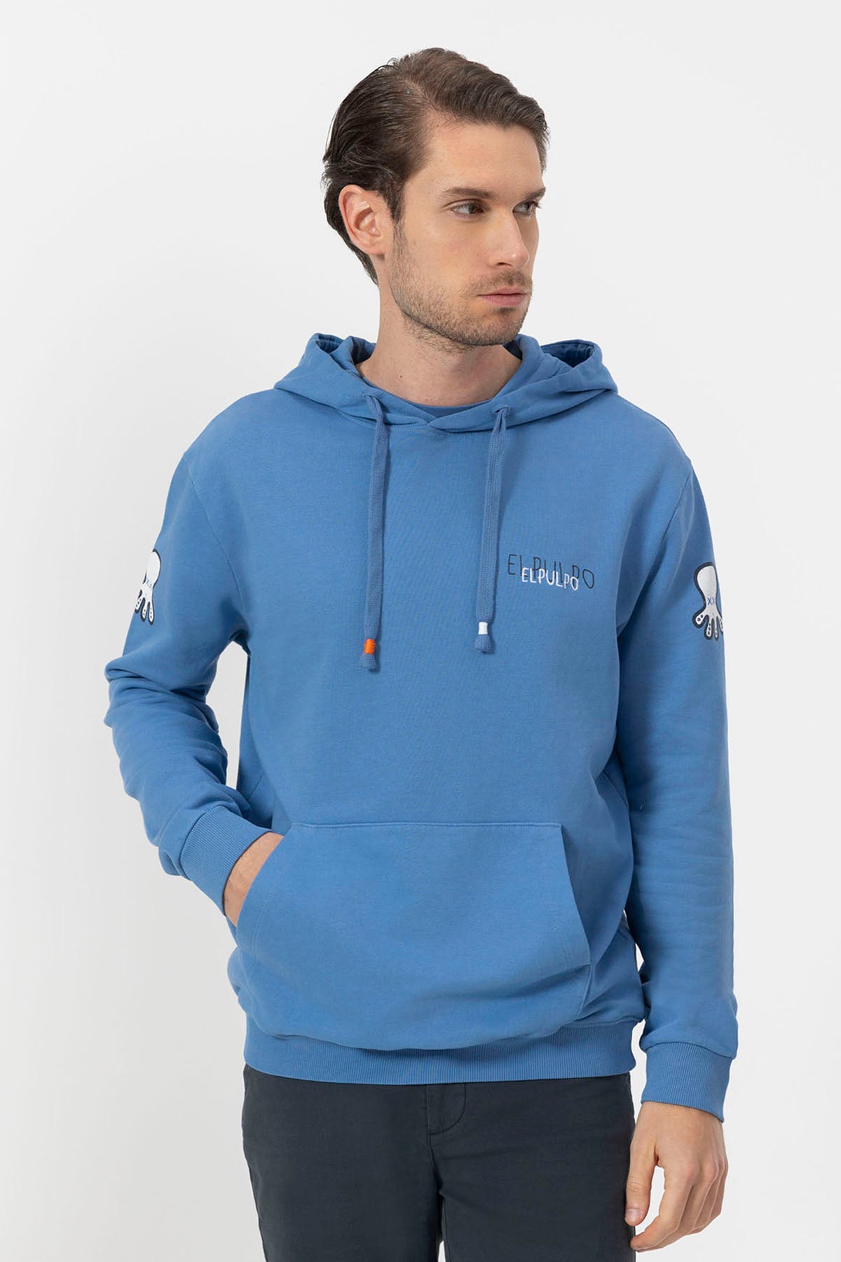 SWEATSHIRT COM CAPUZ E LOGOTIPO TRIPLO INDIGO