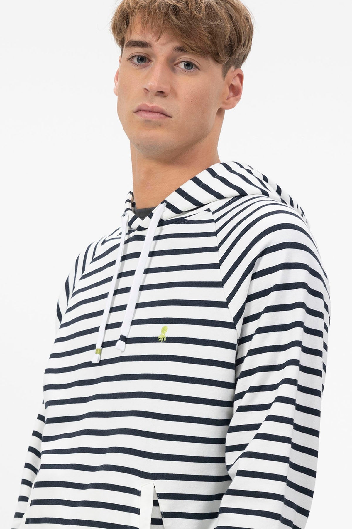 SWEATSHIRT COM CAPUZ LISTRADO BORDADO BRANCO PURO
