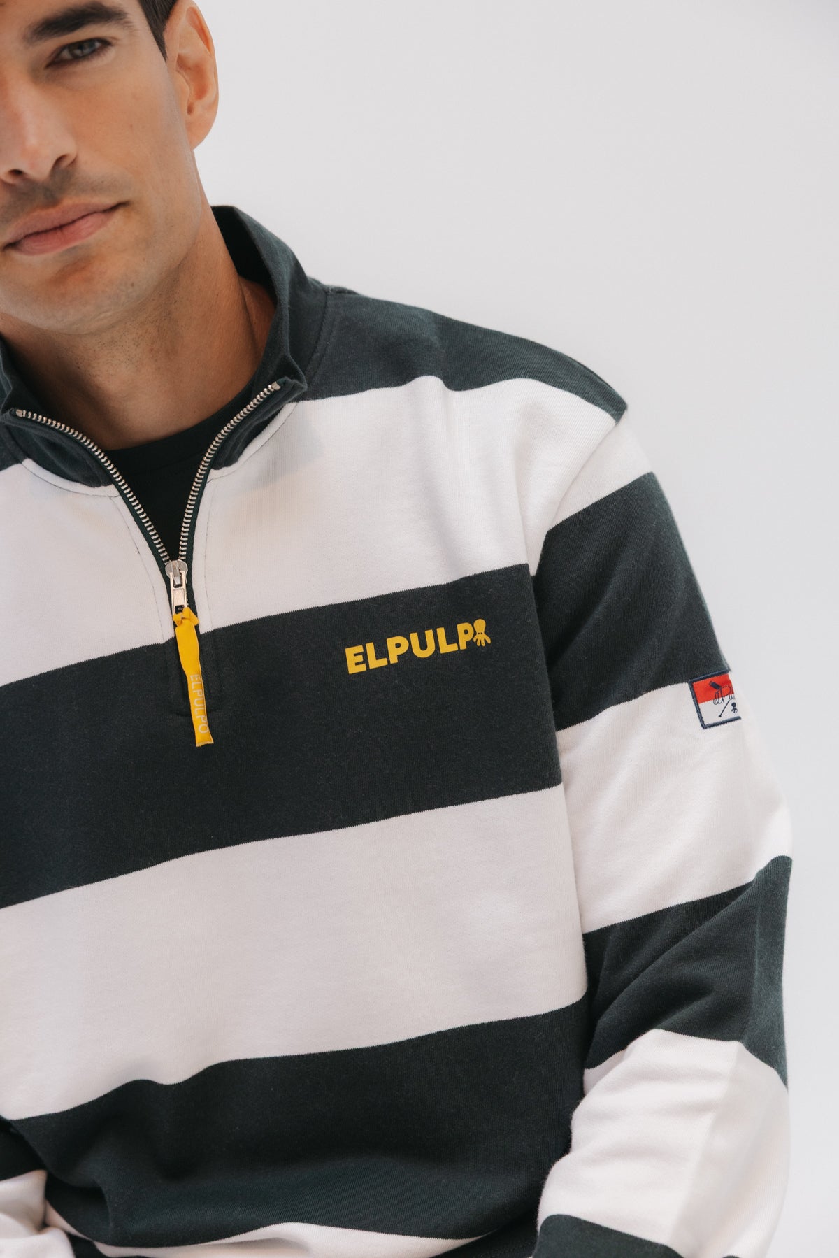 SUDADERA PERKINS LOGO RAYAS VERDE BOTELLA