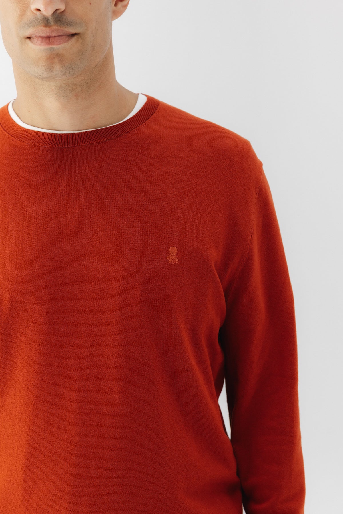 BASIC SWEATER WITH TERRACOTTA LOGO