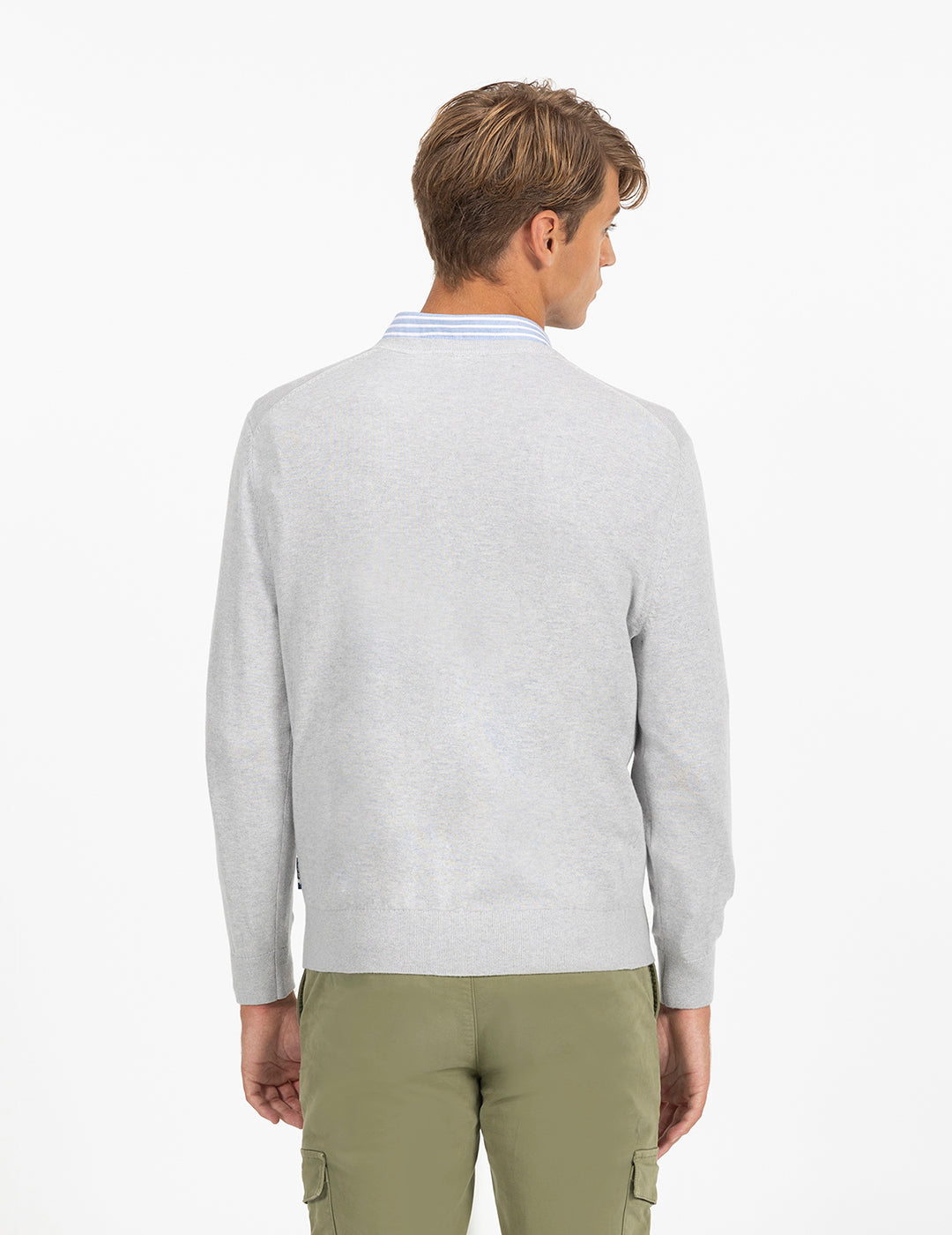 SWEATER COM GOLA V E LOGOTIPO VIGORÉ CINZA MIX