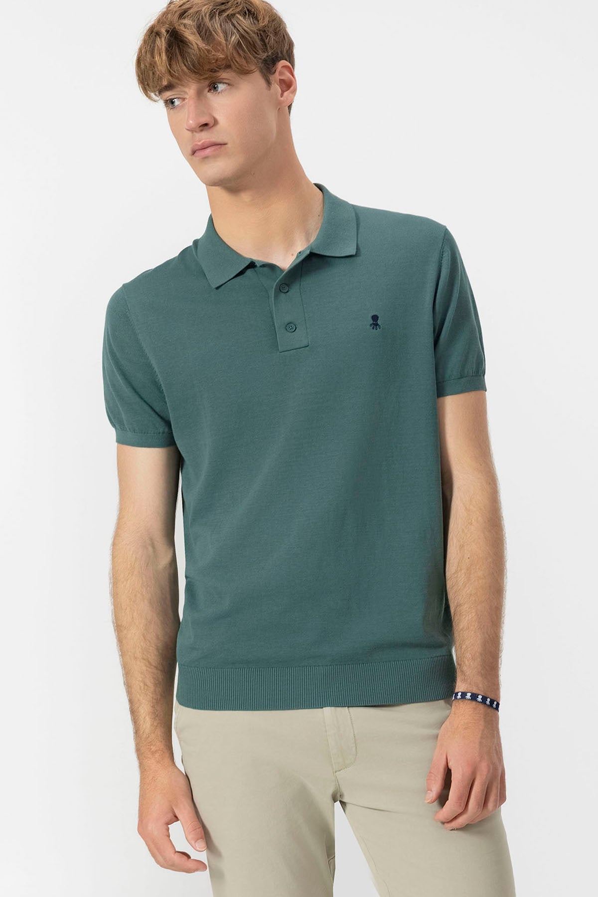 CAMISA POLO BÁSICA DE MALHA CREPE CINZA-VERDE