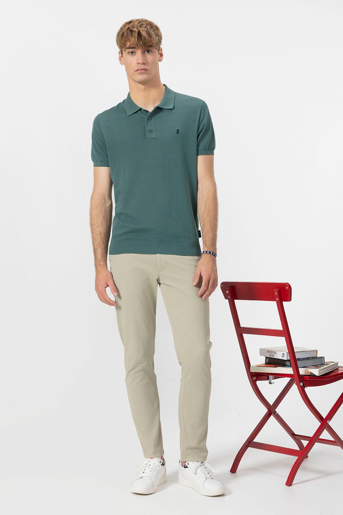 CAMISA POLO BÁSICA DE MALHA CREPE CINZA-VERDE