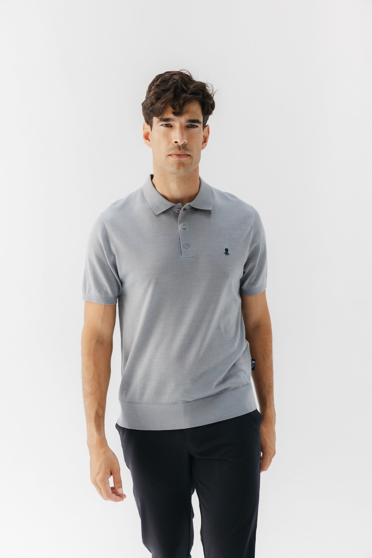 POLO MERINO CUELLO CAMISERO GRIS VIGORÉ
