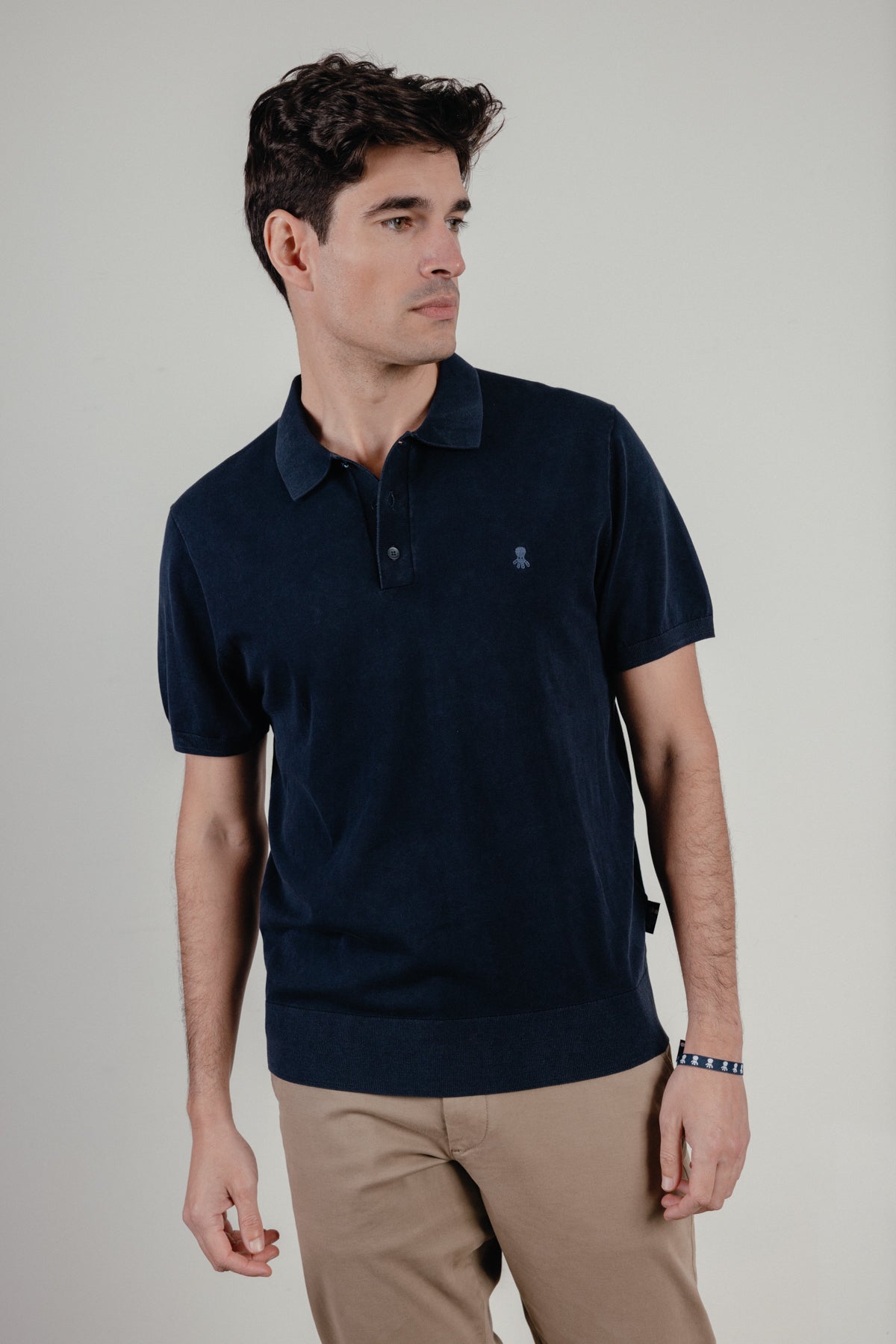 Polo lavado básico azul marino delavé