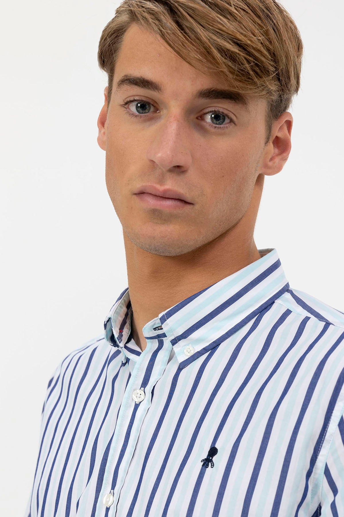 POPLIN BUTTON COLLAR SHIRT WITH TURQUOISE BLUE STRIPES