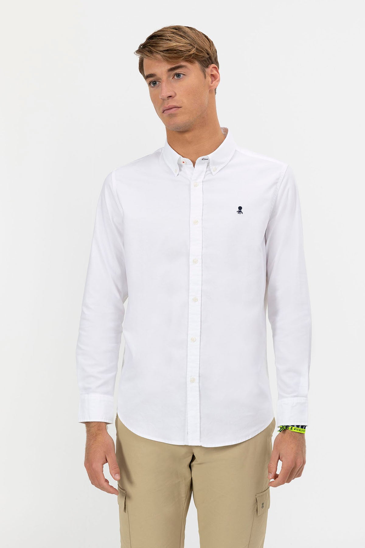 Camisa Oxford com gola abotoada branca pura