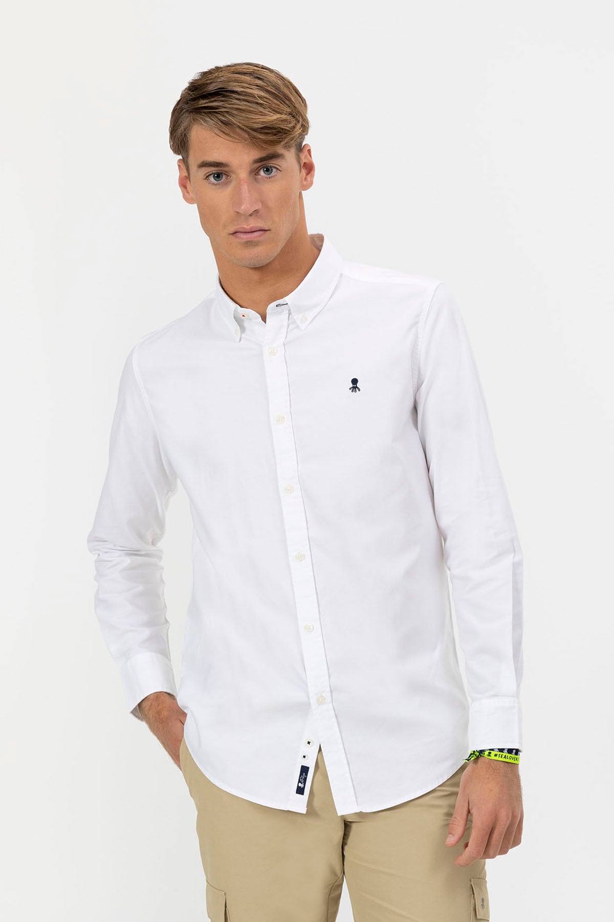 Camisa Oxford com gola abotoada branca pura