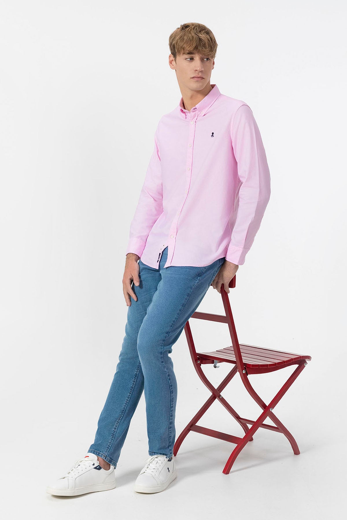 CAMISA CUELLO BOTÓN OXFORD ROSA