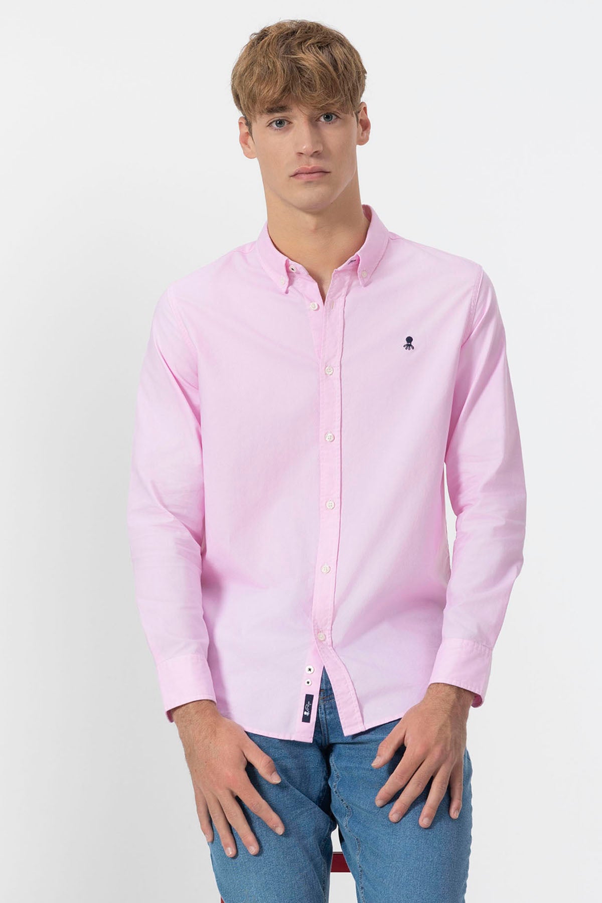 CAMISA CUELLO BOTÓN OXFORD ROSA