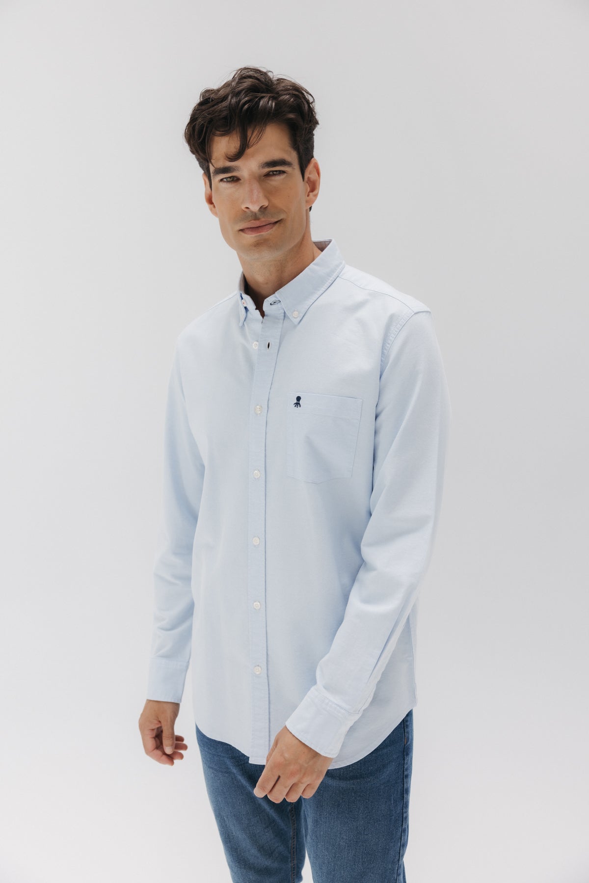 CAMISA CASUAL BOLSILLO PECHO OXFORD AZUL CLARO