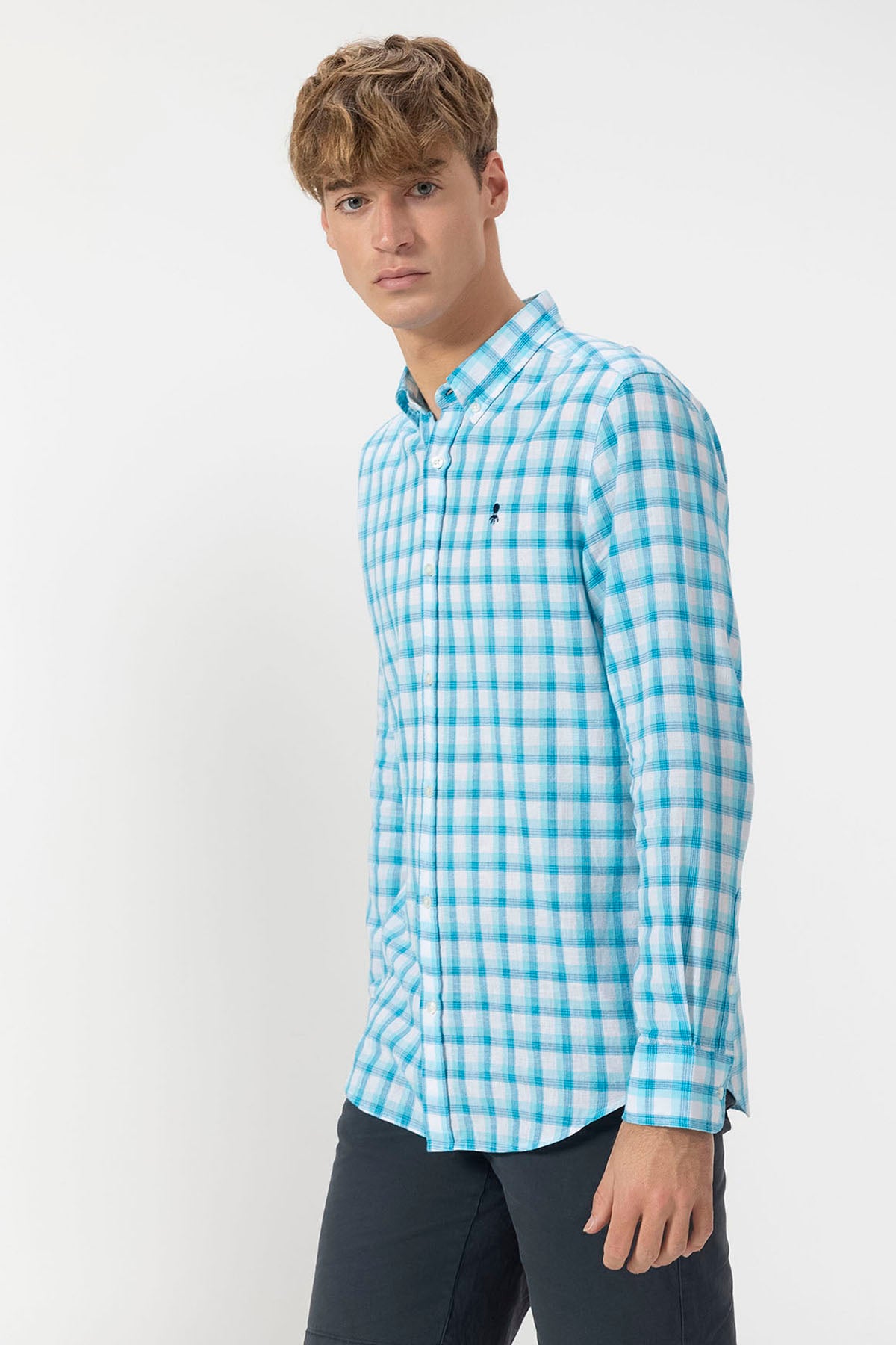 BLUE CHECKED LINEN BUTTON COLLAR SHIRT