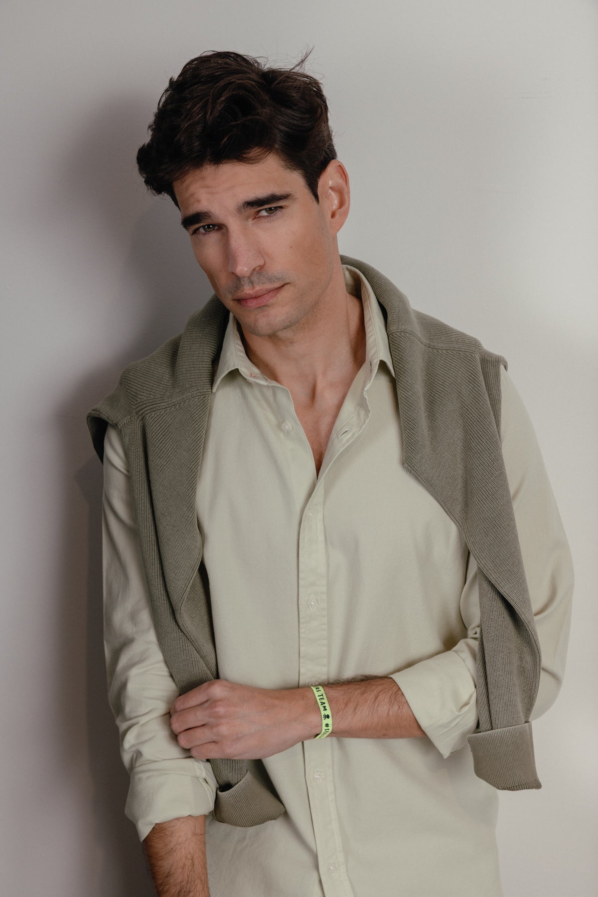 Camisa casual estructura garment dyed verde delavé