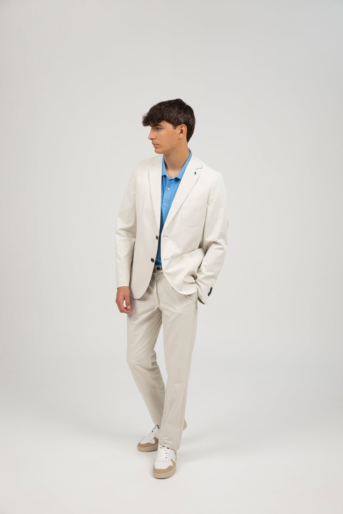 Pantalón chino pliegue soft twill natural