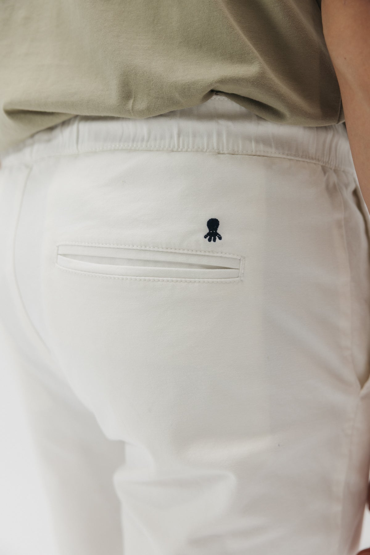 PANTALÓN JOGGER PEACH BLANCO ROTO