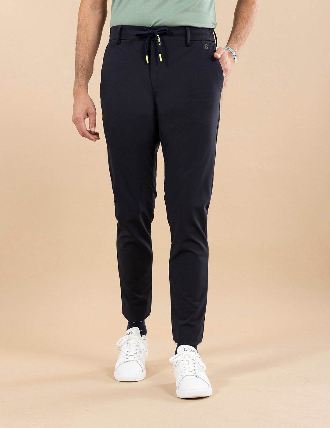 CALÇA ULTRALEVE COM CORDÃO AZUL MARINHO