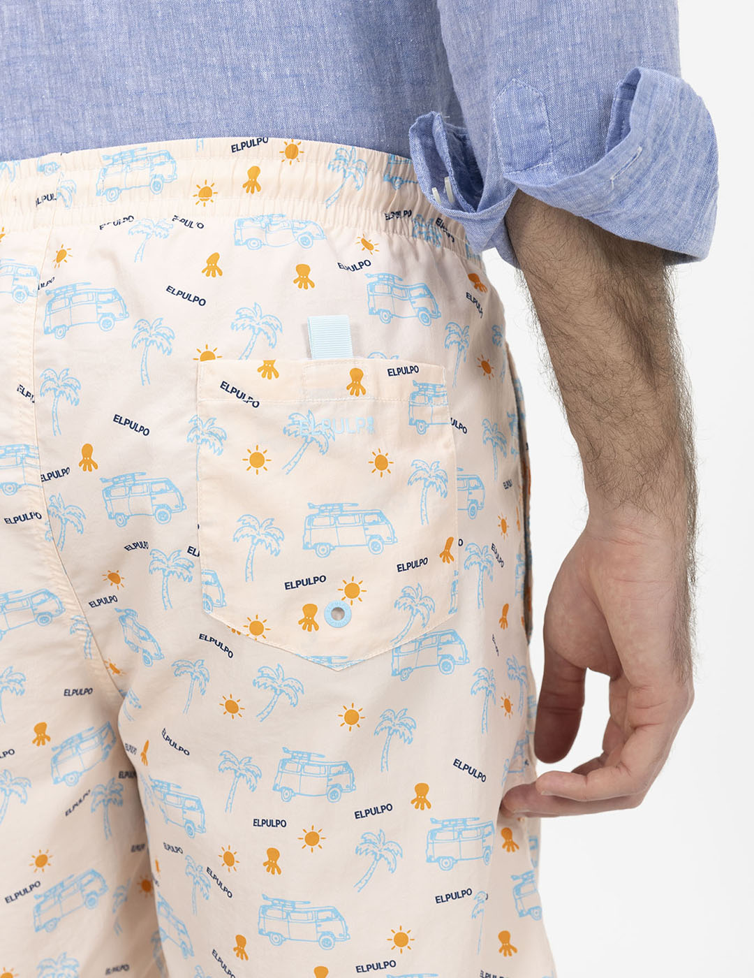 FATO DE BANHO ROSA BEBÉ COM ESTAMPA CAMPER