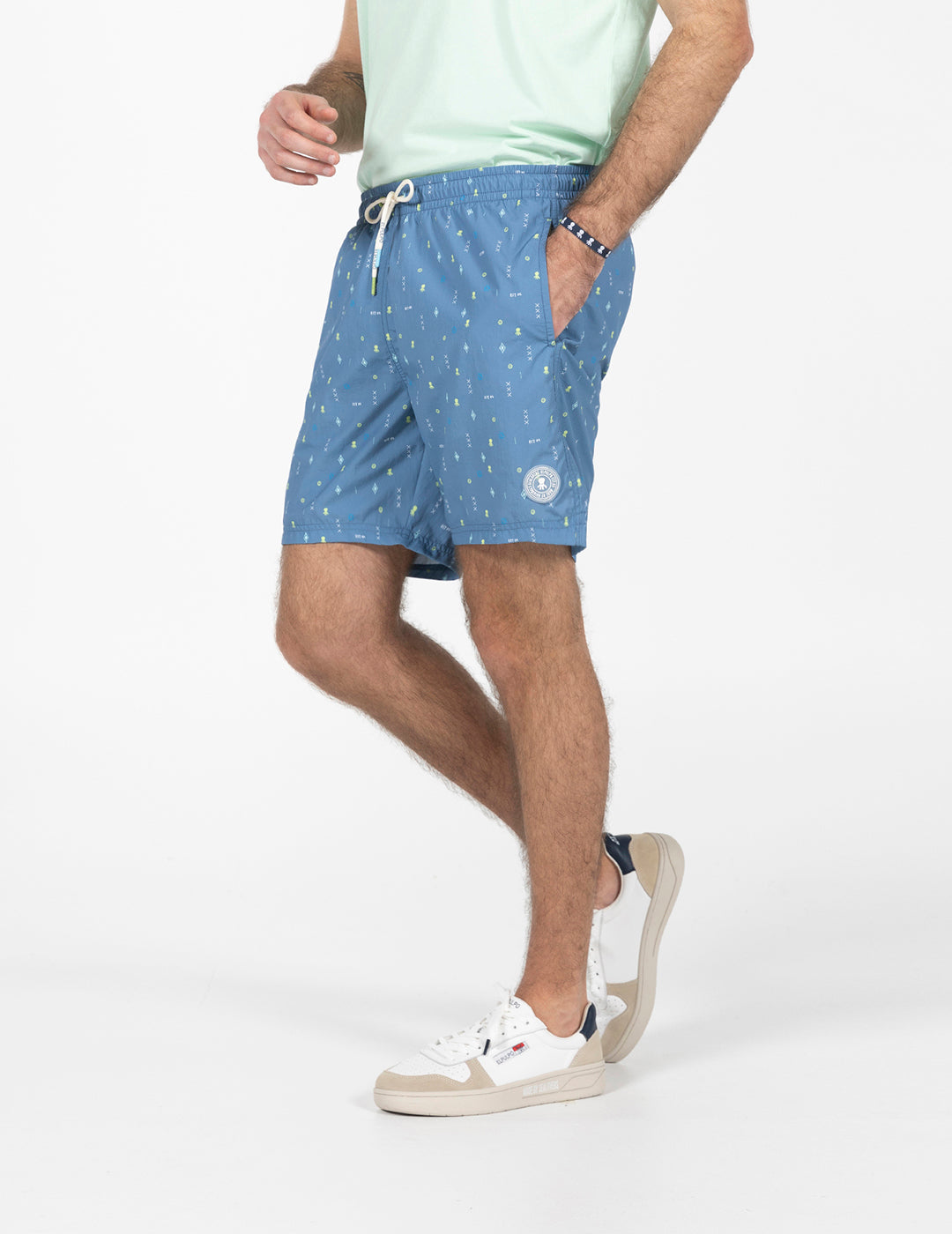 BAÑADOR ESTAMPADO ESENCIALES AZUL MARINO DELAVÉ