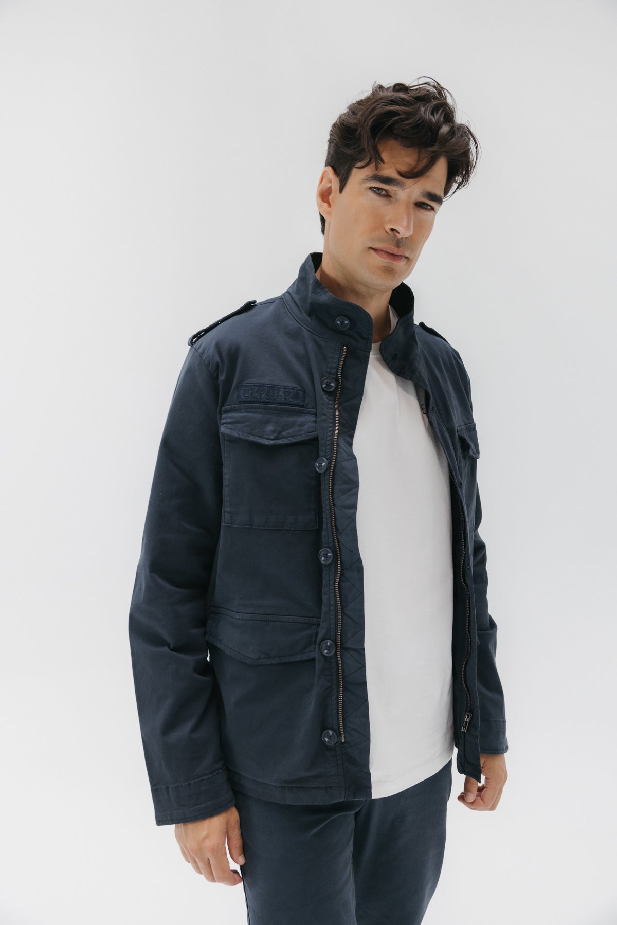 Field jacket garment dyed azul marino