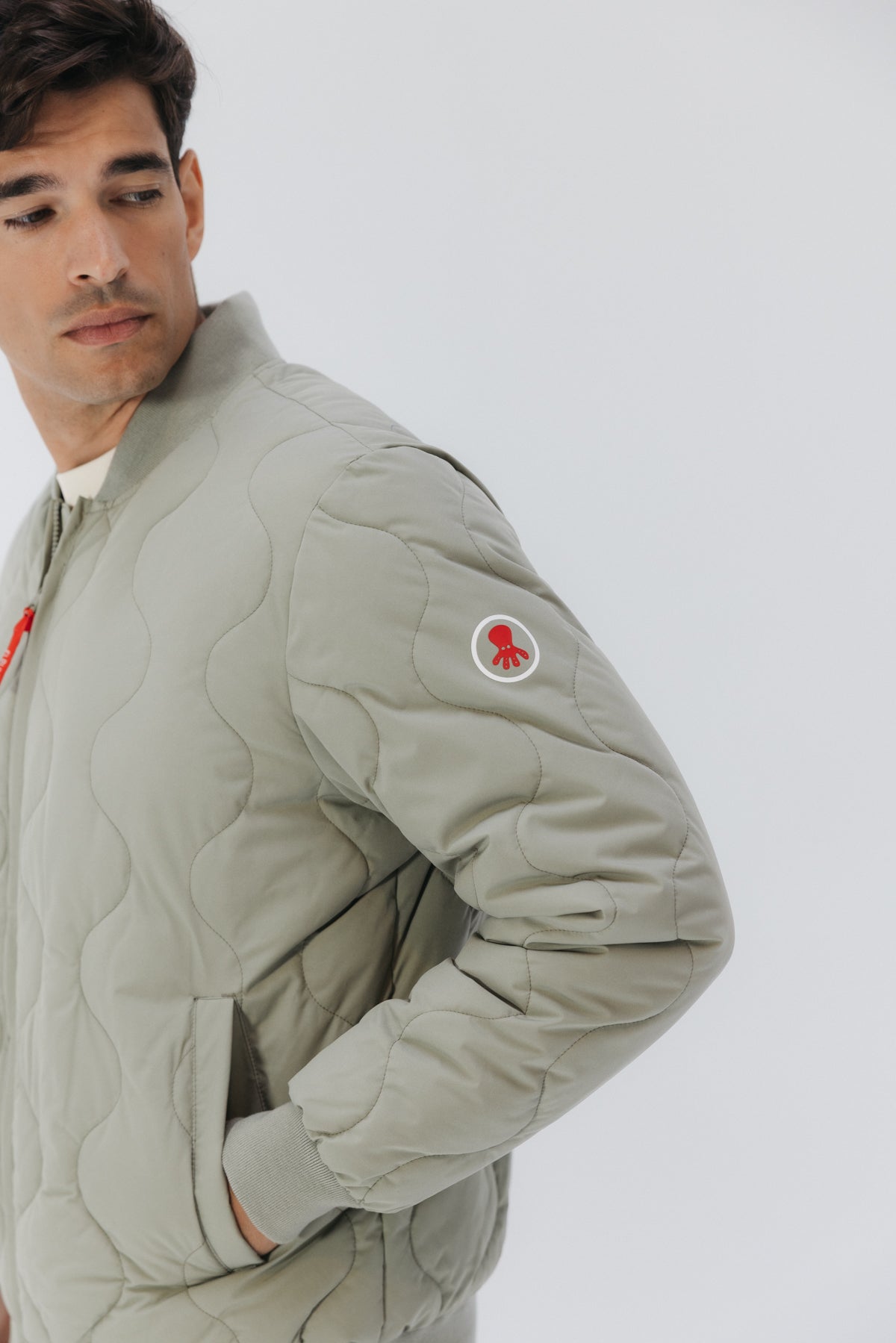 BOMBER ACOLCHADA SVEN VERDE GRISACEO