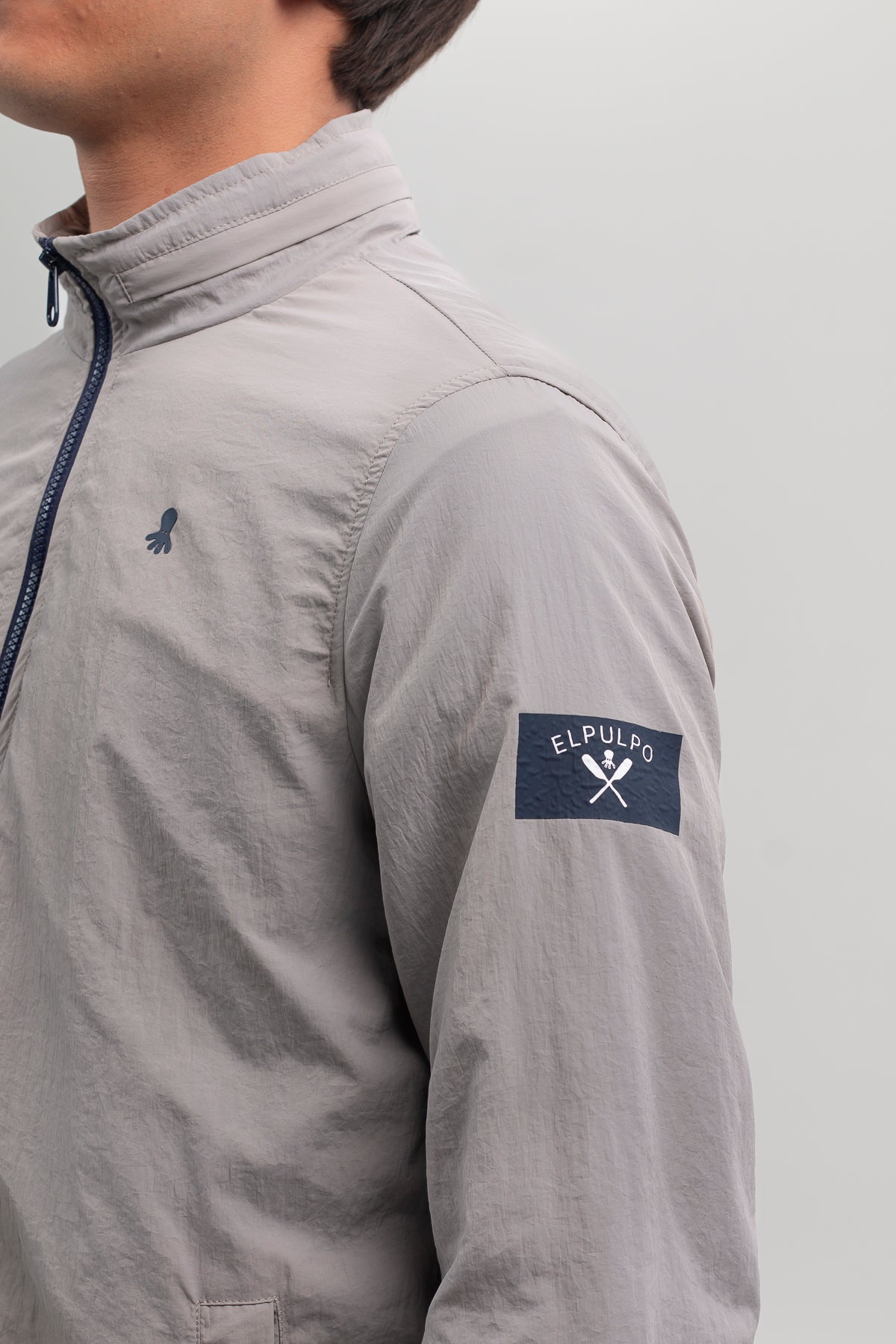 Cazadora bomber nylon arena