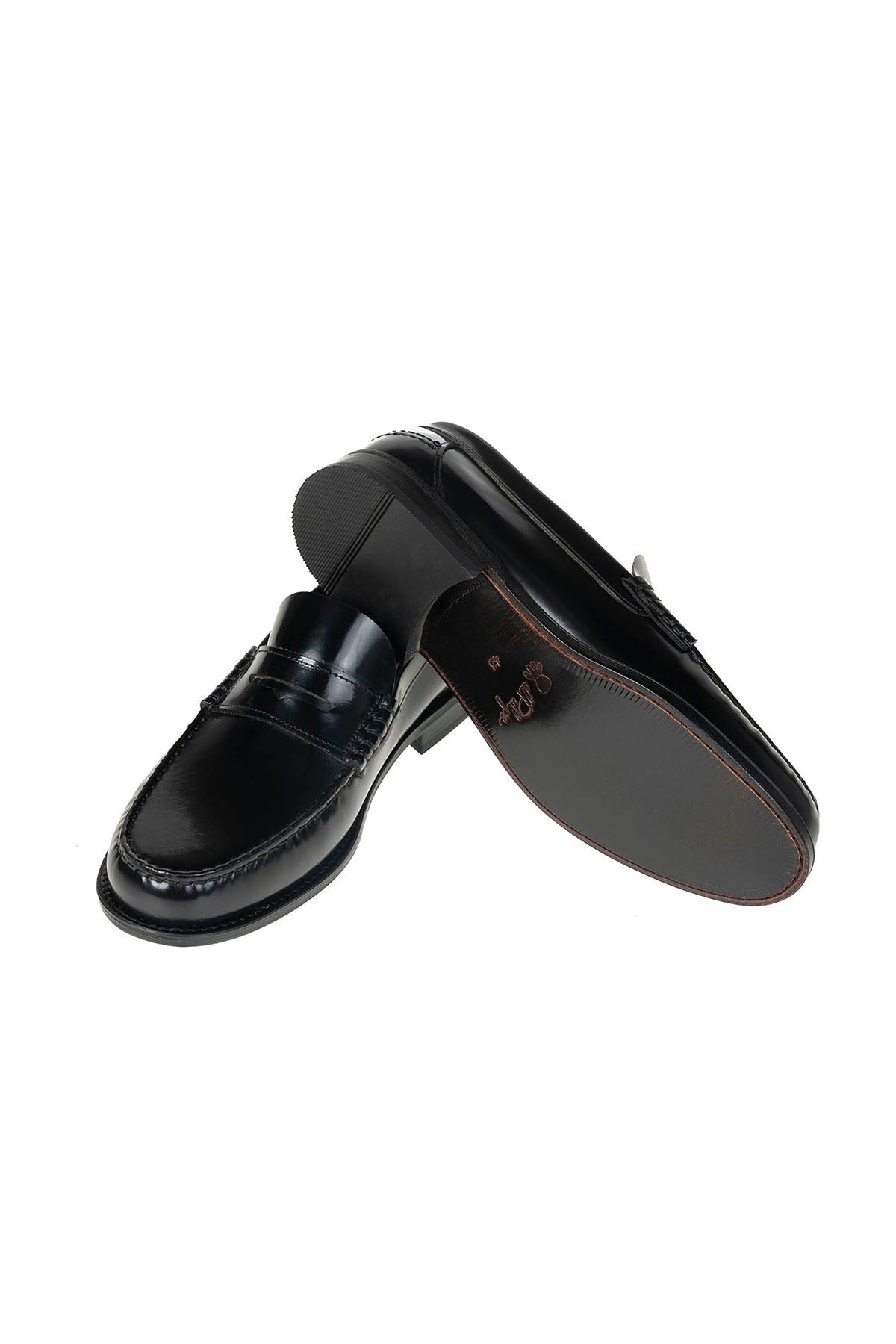 Zapato mocasín antifaz suela cuero negro