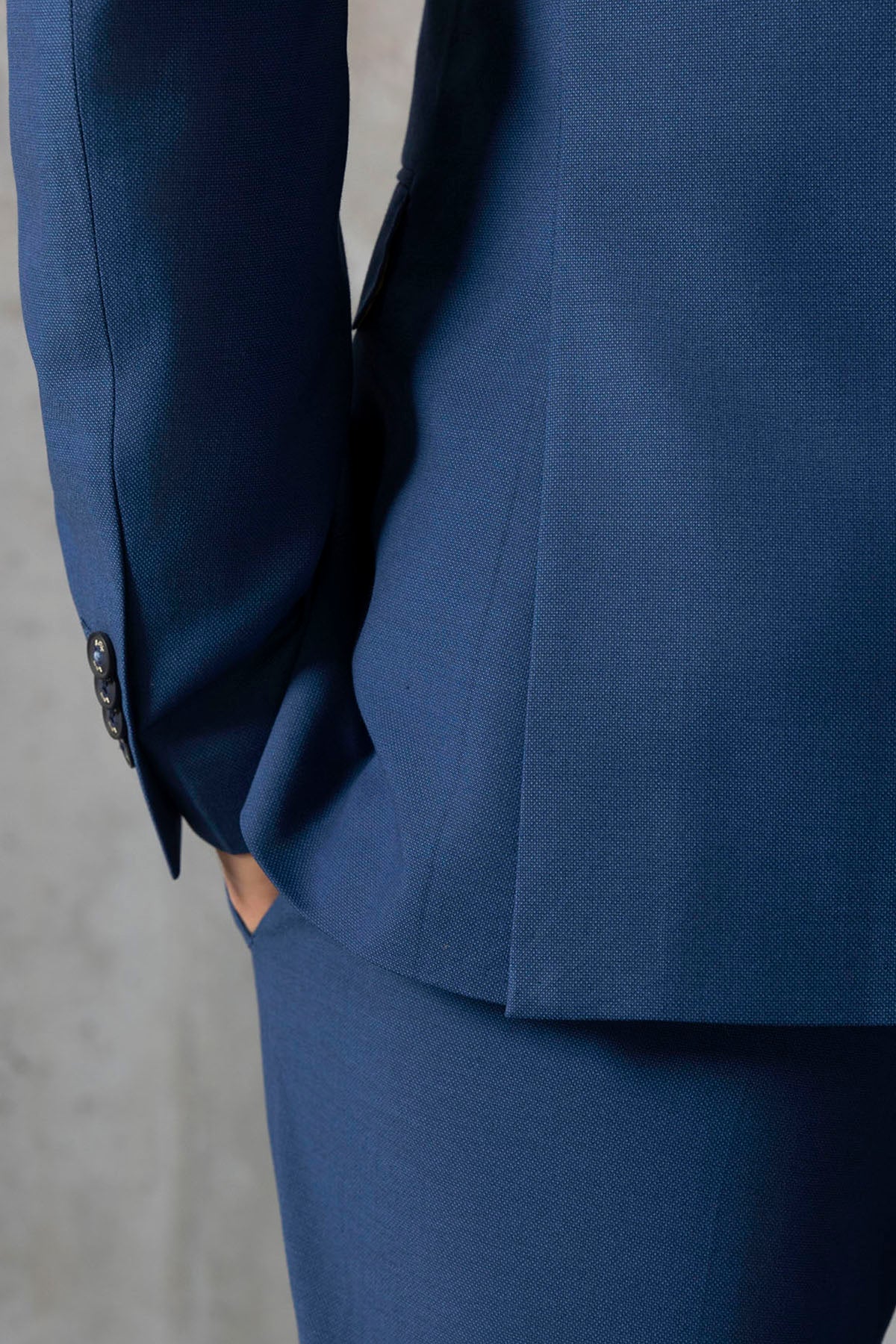 BLAZER AZUL MARINHO COM MICRODESENHOS